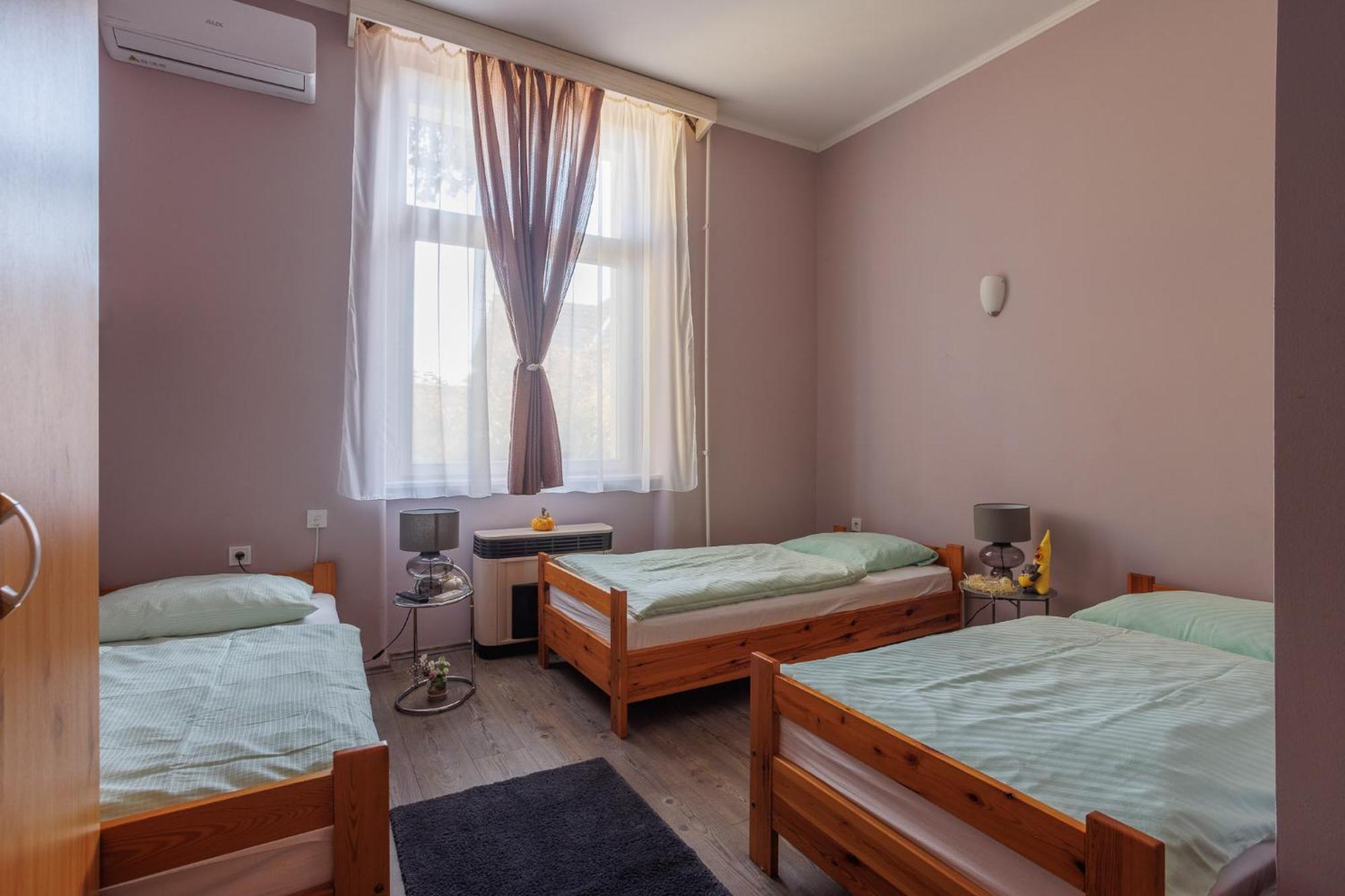 Harang Panzio Bed & Breakfast Gyomaendrod Exterior photo